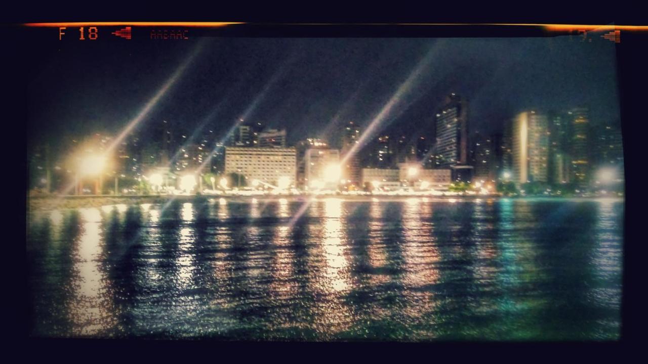 フォルタレザFlat Na Beira Mar Mucuripeアパートメント エクステリア 写真